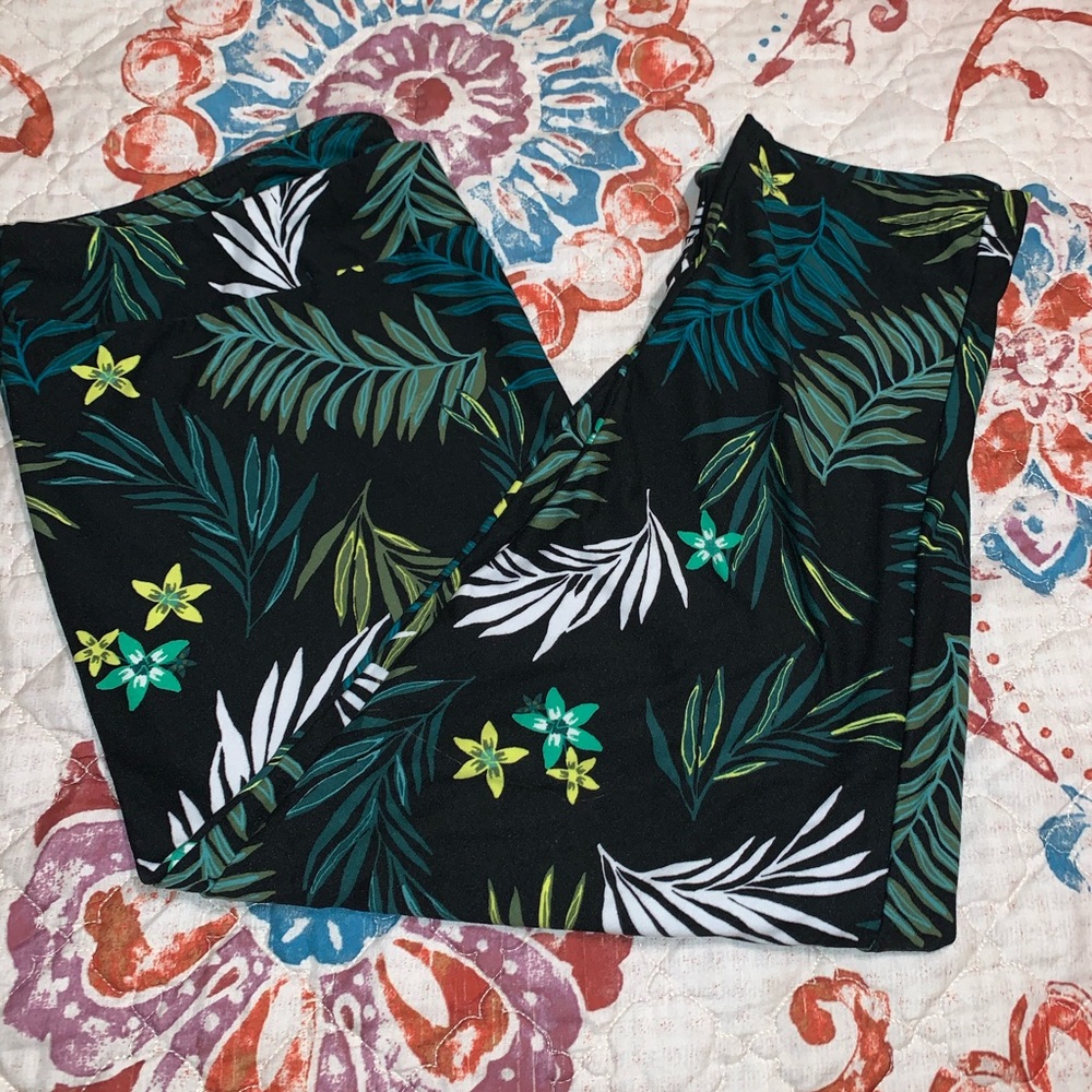 Floral Capri leggings 1XL